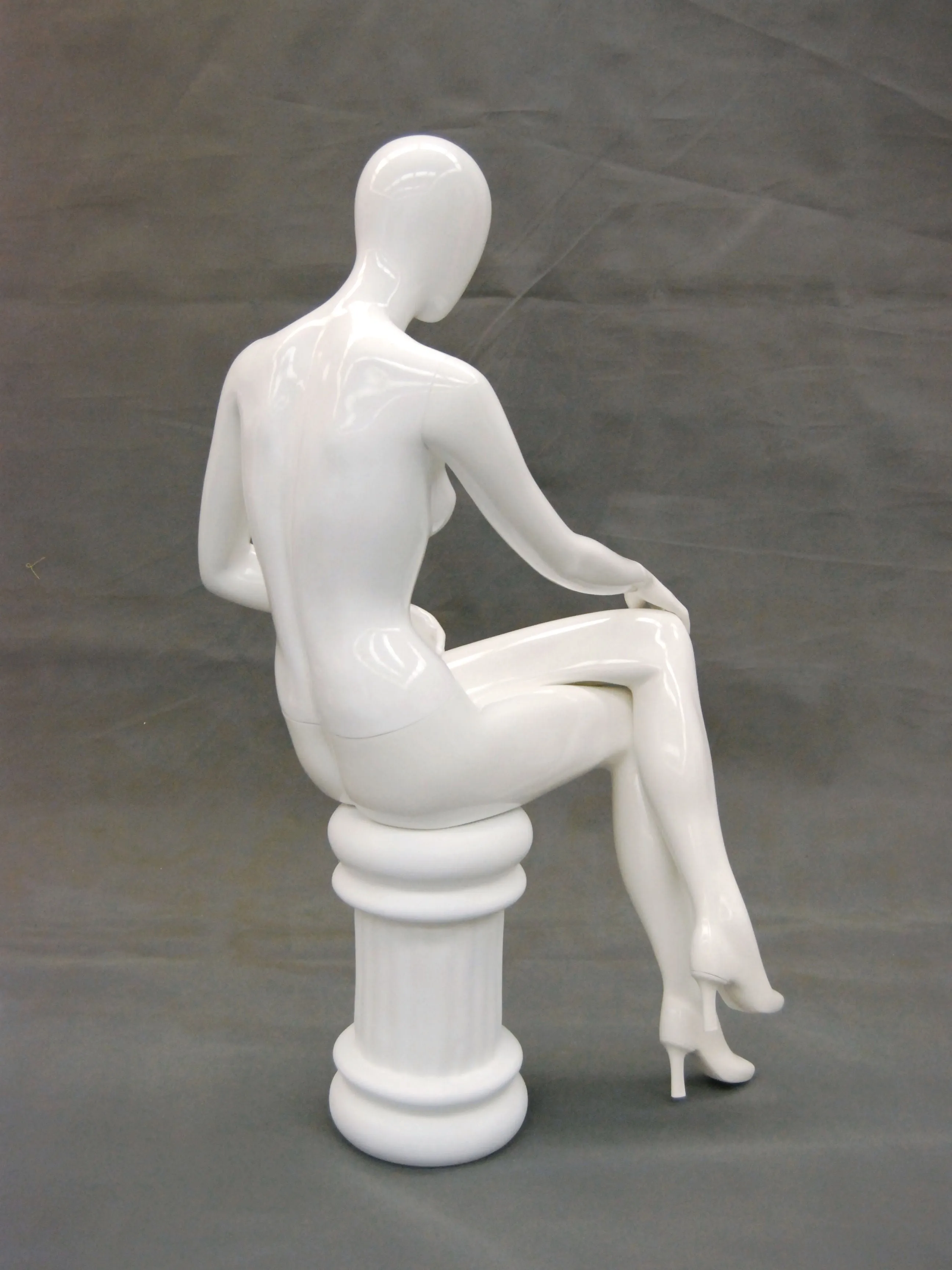 Kirsten 4: Seated Mannequin -- Matte or Glossy White