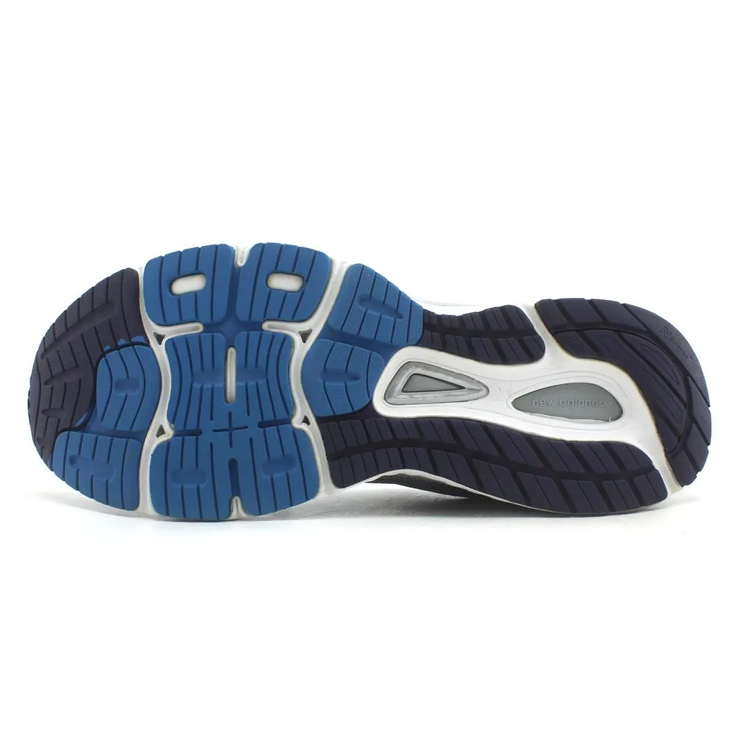 NEW BALANCE  880V8