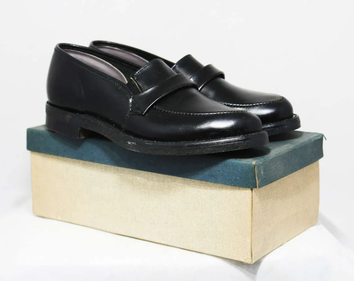 Size 2 Boys Shoes - Authentic 1950s Black Leather Dress Shoe - Child Size Boy's 2D - Slip On 50's Shoe - 50s Deadstock in Box - NIB NOS