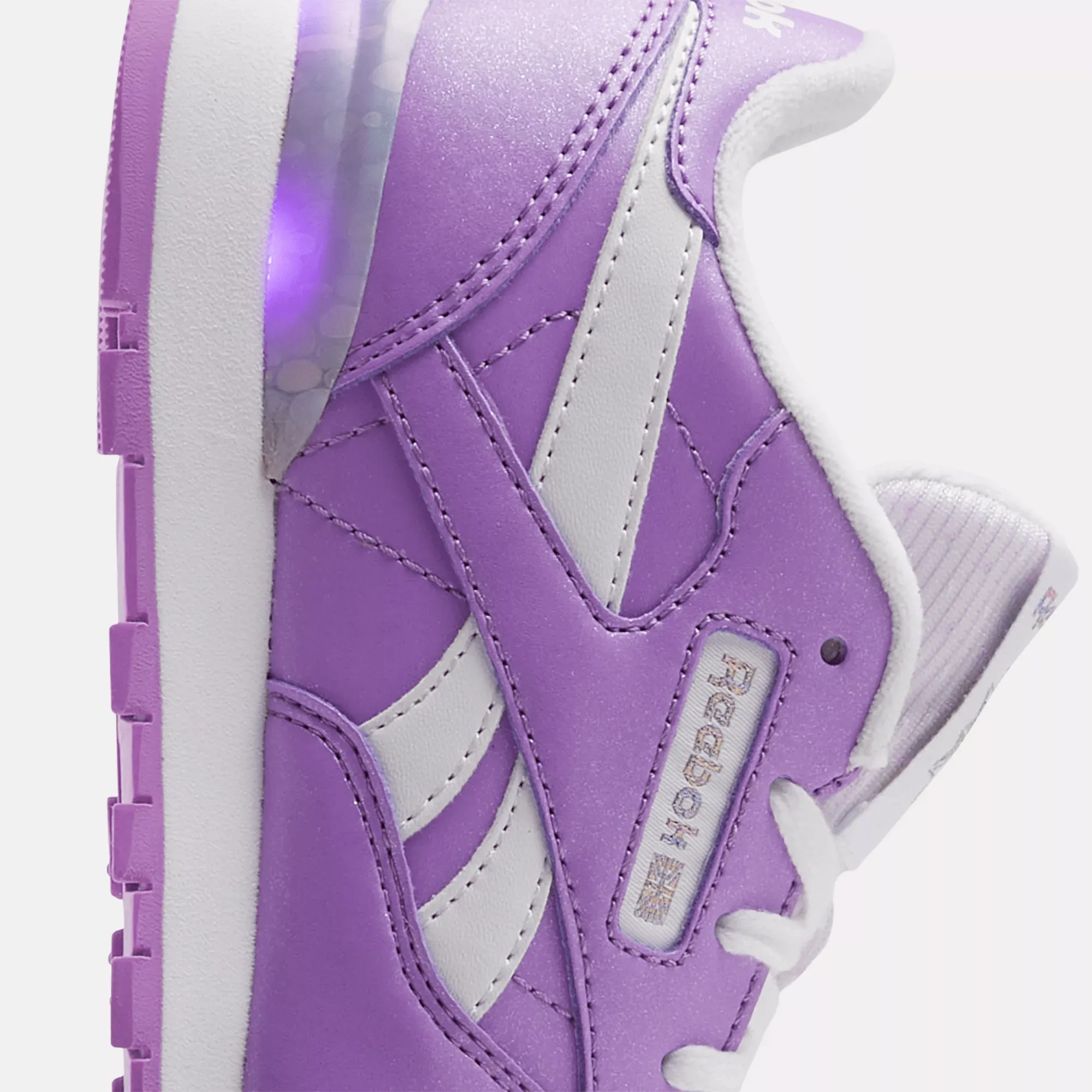 Unisex Classic Leather Step 'N' Flash Shoes - Preschool