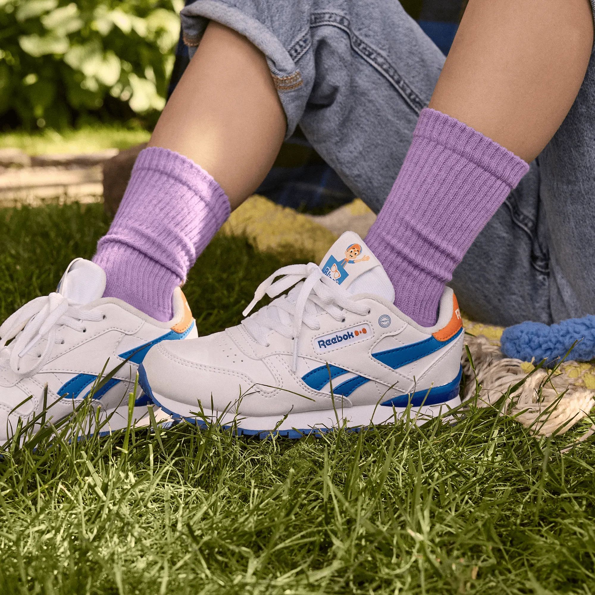 Unisex Reebok x Blippi Classic Leather Step 'N' Flash Shoes - Preschool